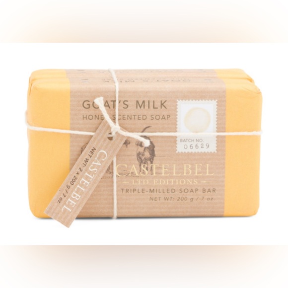 Enter The Customer Appreciation Gucci Sunnies  or PatriciaNash Bag GiveawaySee⬇️ - Picture 3 of 6